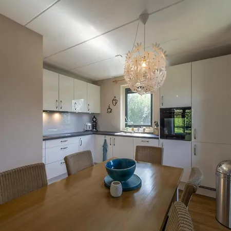Atmospheric Detached Near *