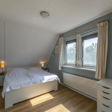 Atmospheric Detached Near De Zandloper