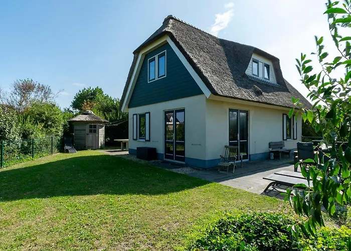 Feriehus In Julianadorp Near De Zandloper